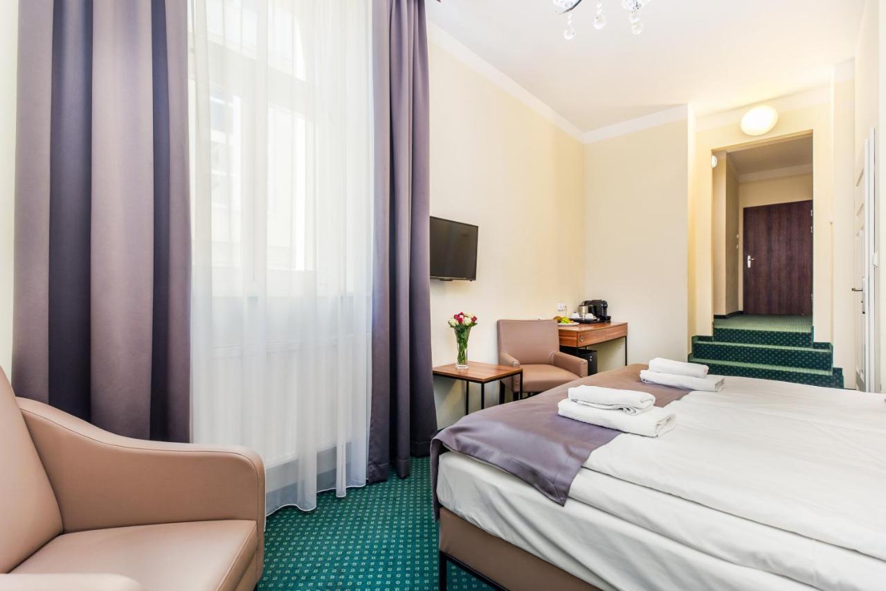 Dreibettzimmer